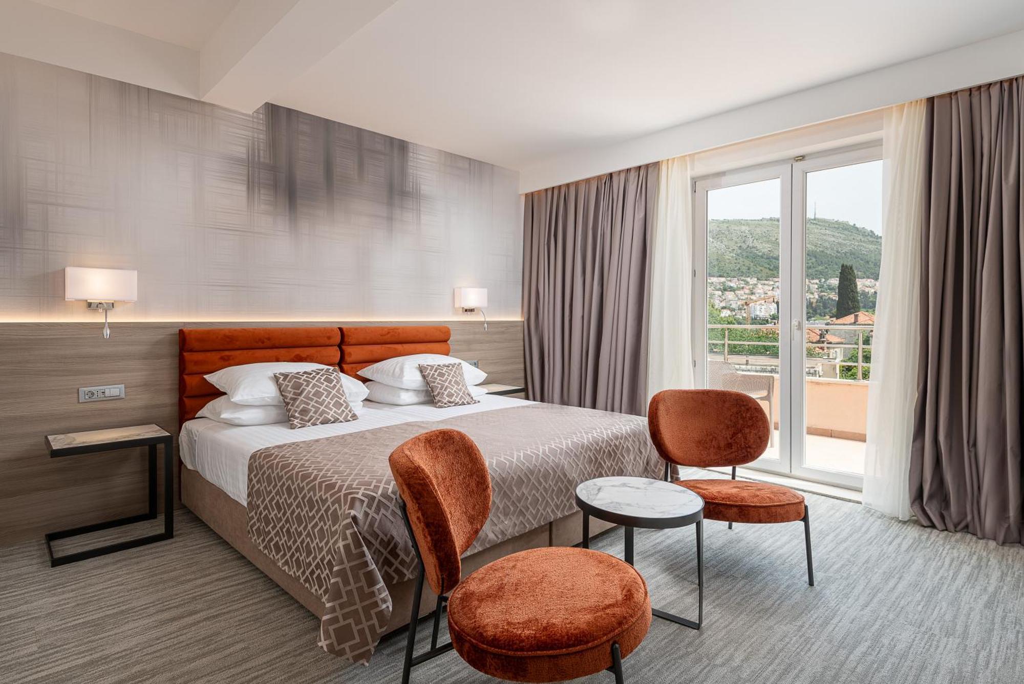 Hotel Ivka 3*
